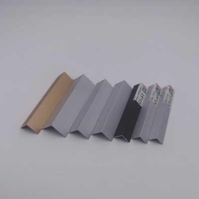 40x40 أنابيب الألومنيوم المبثوق الملامح زاوية الألومنيوم المؤكسد